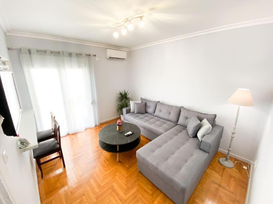 6Th Floor Apartment In Victoria Square Athena Bagian luar foto